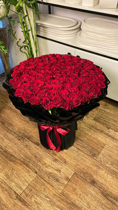 باقة بيبي جوري أحمر رومانسي | 100 زهرة