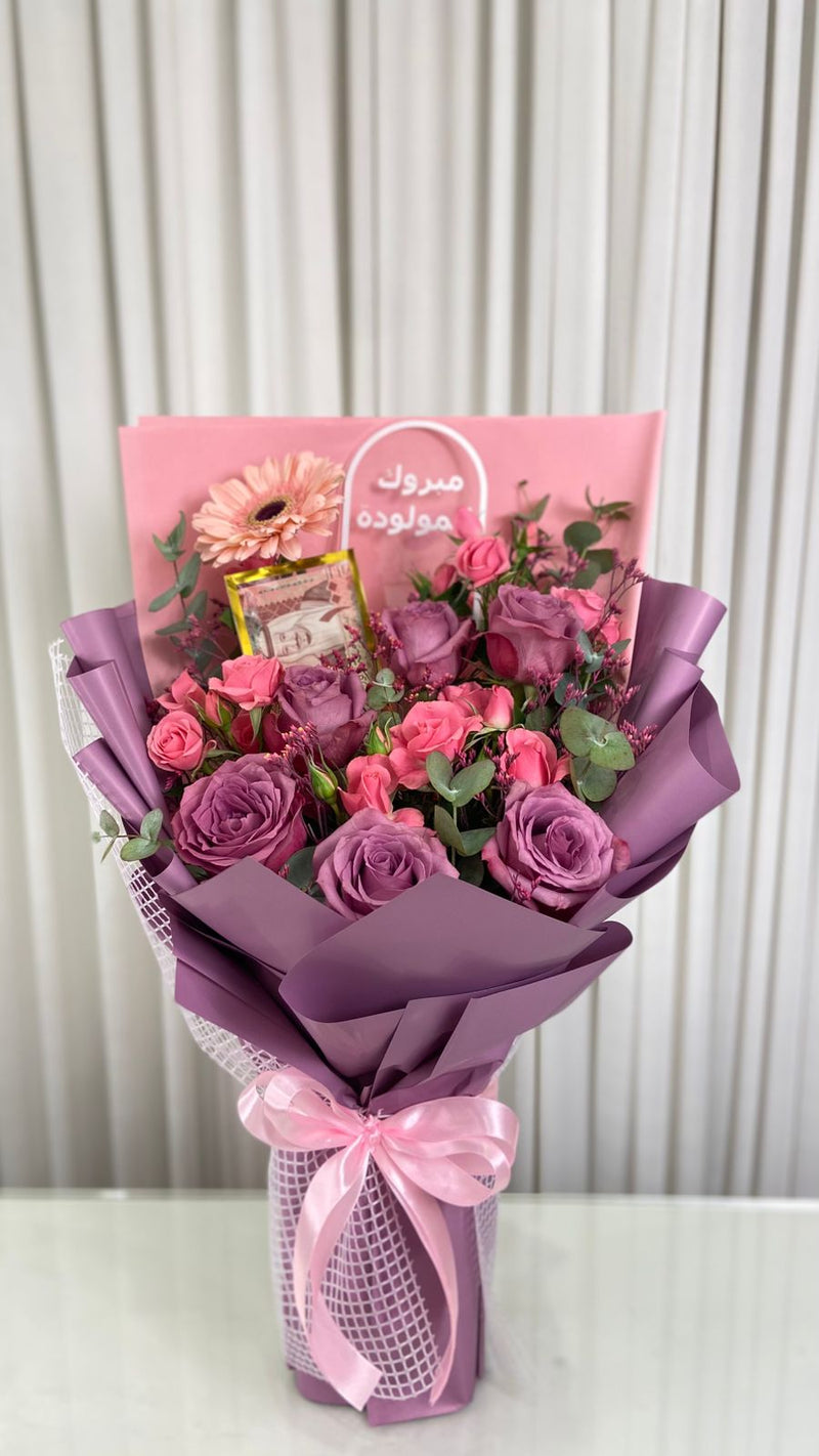 باقة الجوري السيمفوني الأنيق